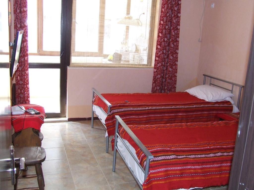 Asparuhov Guest Rooms And Apartments Varna Quarto foto