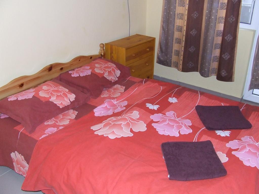 Asparuhov Guest Rooms And Apartments Varna Quarto foto