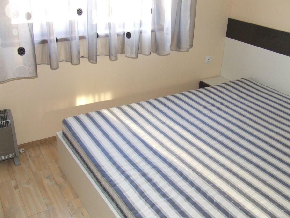 Asparuhov Guest Rooms And Apartments Varna Exterior foto